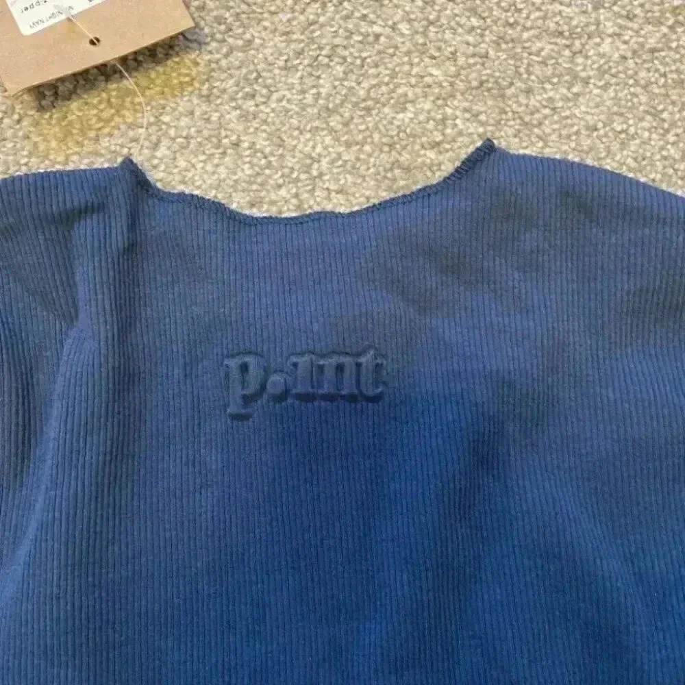 Point Colorblock Zipper Top - Picture 5 of 5